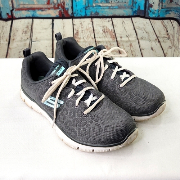 Skechers Shoes - Skechers Lightweight Faded Cheetah Print‎ Sneakers